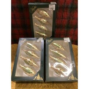 Krebs Christmas Glass Ornaments Lambs Wool Velvet With Leaf & Berries Design 12